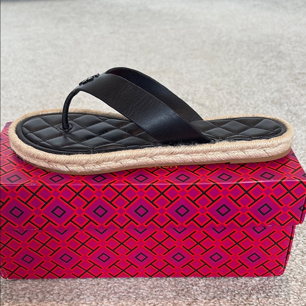 Tory Burch Black Leather Quilted Espadrille Flip Flops, size 6.5 - Picture 7 of 10